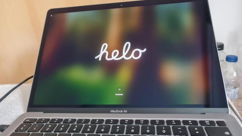 MacBook Air 13" M1 2020 – 8GB RAM, 256GB SSD – Stare excelentă - 2/8