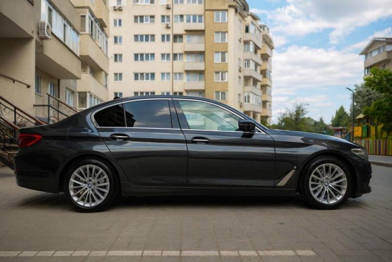 BMW seria 530e iperformance luxury line - 2/8