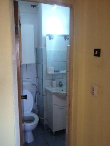 Ofer spre inchiriere apartament cu 2 camere, ultracentral, Rm. Valcea - 1/6