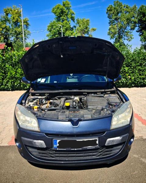 Renault Megane 1.5 dCi, 110 cp, Euro5 Bluetooth, Pilot automat - 3/8