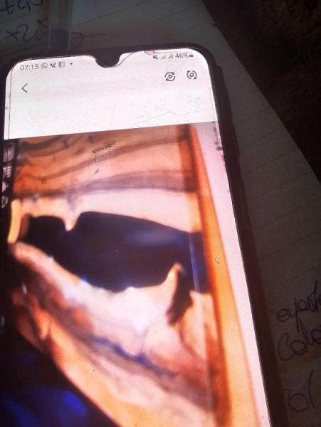 Mese,masute avea,rafturi,veioze - 2/3