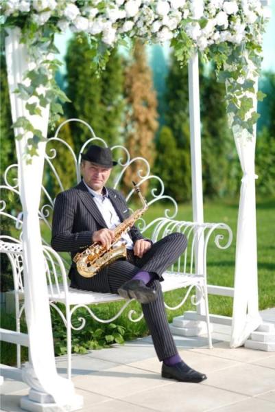 Saxofonist nunti, botezuri, cafenele, restaurante. - 1/3