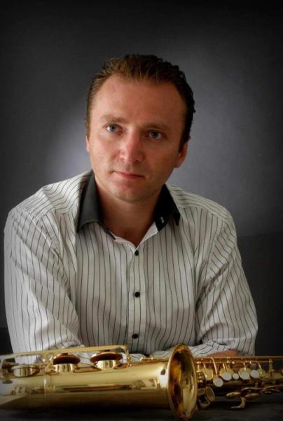 Saxofonist nunti, botezuri, cafenele, restaurante. - 3/3